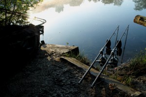Nebel auf dem Wasser und Tau auf den Blanks... Temperatursturz um mehr als 10 Grad... Moven war angesagt!